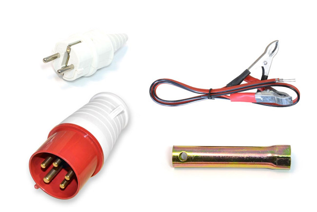 Бензиновый генератор 7,8 кВт TSS SGG 8000EH3NA в кожухе МК-1.1 в Красноярске Бензиновый генератор 7,8 кВт TSS SGG 8000EH3NA в кожухе МК-1.1 в Красноярске