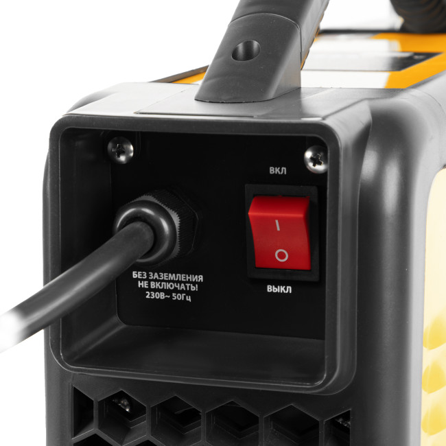 Аппарат инвертор. дуговой сварки SDM-220 Top, 220 А, ПВ 60% Denzel в Красноярске