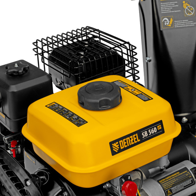 Бензиновая снегоуборочная машина SB 560 LP, 212 cc, электростартер, фара Denzel в Красноярске Бензиновая снегоуборочная машина SB 560 LP, 212 cc, электростартер, фара Denzel в Красноярске