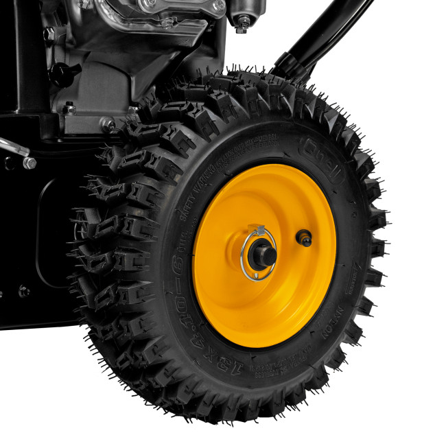 Бензиновая снегоуборочная машина SB 560 LP, 212 cc, электростартер, фара Denzel в Красноярске Бензиновая снегоуборочная машина SB 560 LP, 212 cc, электростартер, фара Denzel в Красноярске