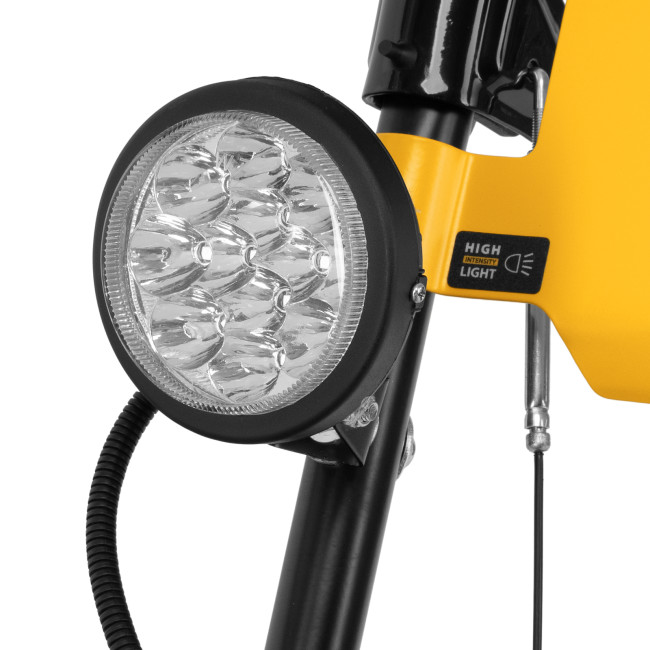 Бензиновая снегоуборочная машина SBM 610, 212 cc, ручной старт, фара Denzel в Красноярске Бензиновая снегоуборочная машина SBM 610, 212 cc, ручной старт, фара Denzel в Красноярске