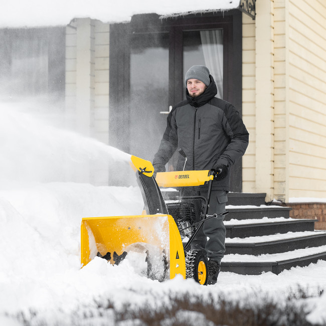 Бензиновая снегоуборочная машина SBM 610, 212 cc, ручной старт, фара Denzel в Красноярске Бензиновая снегоуборочная машина SBM 610, 212 cc, ручной старт, фара Denzel в Красноярске