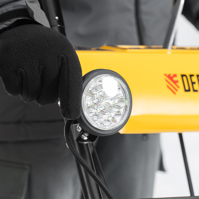 Бензиновая снегоуборочная машина SBM 610, 212 cc, ручной старт, фара Denzel в Красноярске Бензиновая снегоуборочная машина SBM 610, 212 cc, ручной старт, фара Denzel в Красноярске