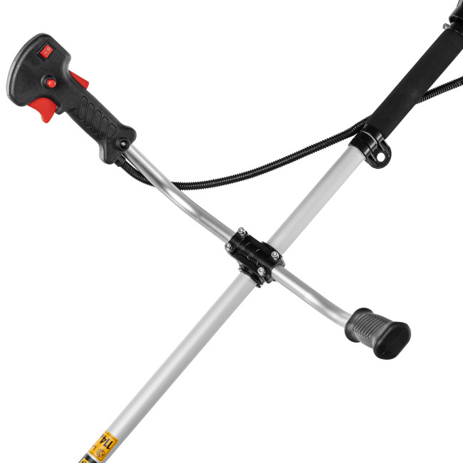 Триммер бензиновый DTS-43, 43 см3, неразъемная штанга, состоит из 2 частей Denzel в Красноярске Триммер бензиновый DTS-43, 43 см3, неразъемная штанга, состоит из 2 частей Denzel в Красноярске