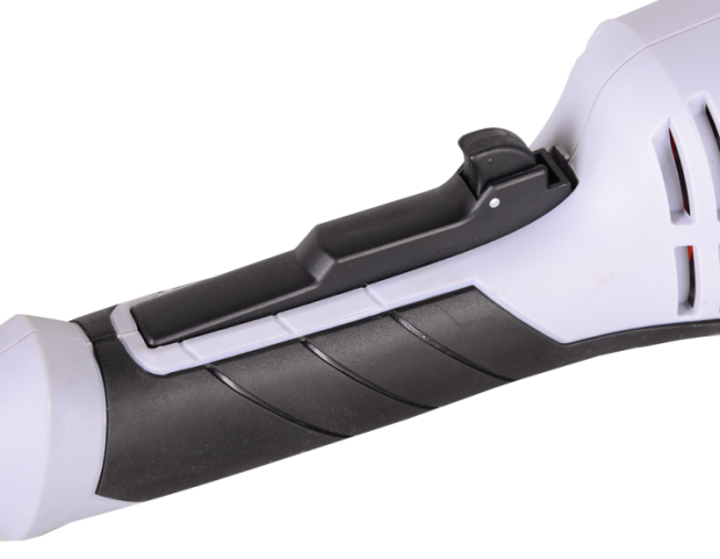 Углошлифовальная машина УШМ-180/1800 Ресанта в Красноярске