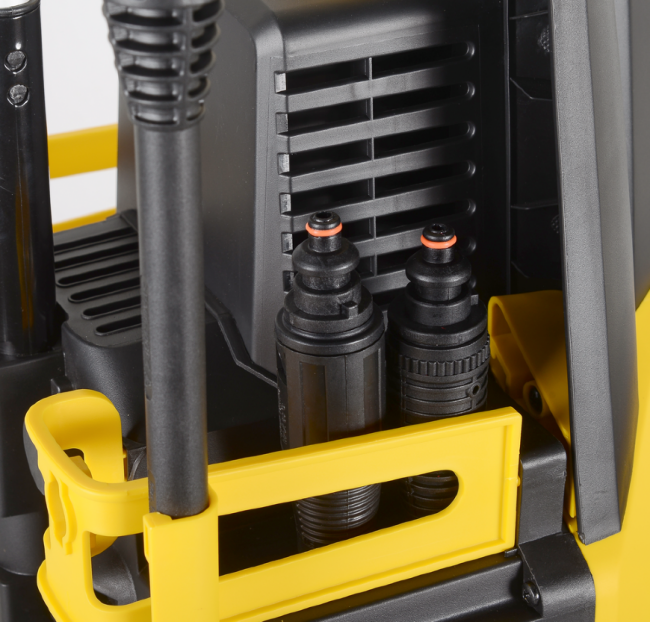 Мойка - пылесос Huter W150-MF в Красноярске Мойка - пылесос Huter W150-MF в Красноярске