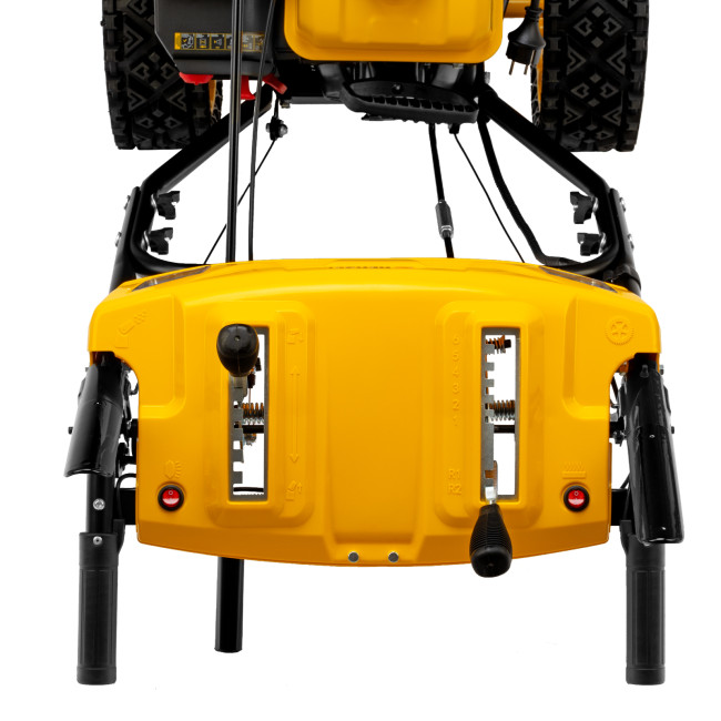 Бензиновая снегоуборочная машина SBM 610S PRO, 212 cc, электростартер, фара, обогрев Denzel в Красноярске Бензиновая снегоуборочная машина SBM 610S PRO, 212 cc, электростартер, фара, обогрев Denzel в Красноярске