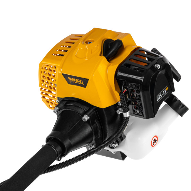 Триммер бензиновый DTS-43S, 43 см3, разъемная штанга, состоит из 2 частей Denzel в Красноярске Триммер бензиновый DTS-43S, 43 см3, разъемная штанга, состоит из 2 частей Denzel в Красноярске