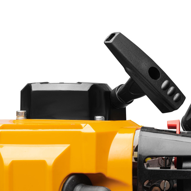 Триммер бензиновый DTS-43S, 43 см3, разъемная штанга, состоит из 2 частей Denzel в Красноярске Триммер бензиновый DTS-43S, 43 см3, разъемная штанга, состоит из 2 частей Denzel в Красноярске