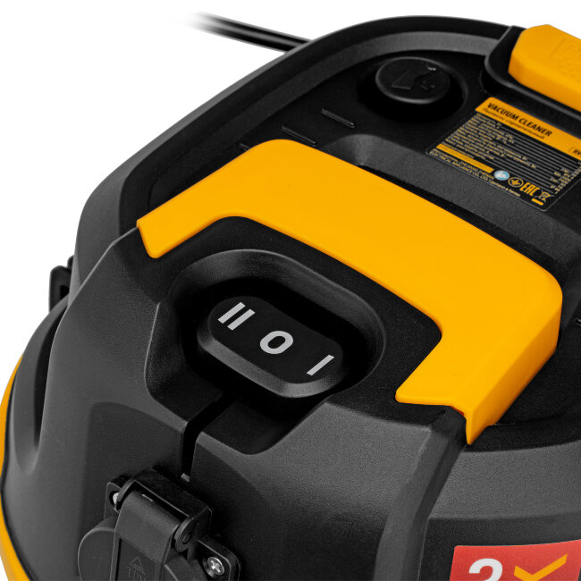 Пылесос строительный RVC30, 1400 Вт, бак 30 л, шланг 3 м, розетка с автосинхр. Denzel в Красноярске