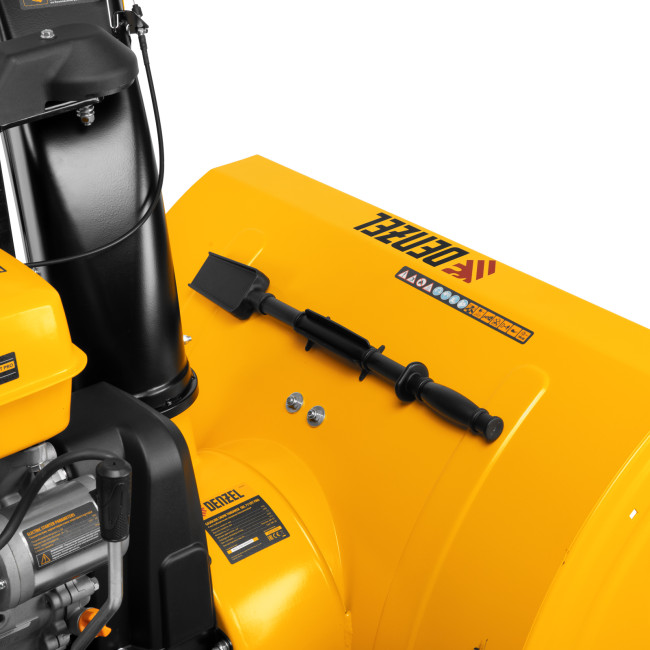 Бензиновая снегоуборочная машина SBL 711DT PRO, 420cc, гусеницы, эл.старт, блок. дифф. Denzel в Красноярске Бензиновая снегоуборочная машина SBL 711DT PRO, 420cc, гусеницы, эл.старт, блок. дифф. Denzel в Красноярске