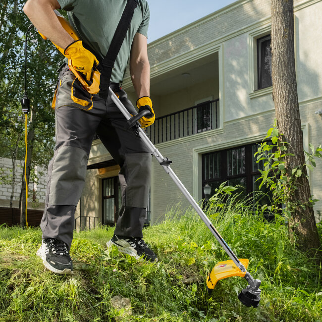 Триммер электрический TE-1220, 1200 Вт, 380 мм, катушка, диск, разборная штанга Denzel в Красноярске Триммер электрический TE-1220, 1200 Вт, 380 мм, катушка, диск, разборная штанга Denzel в Красноярске