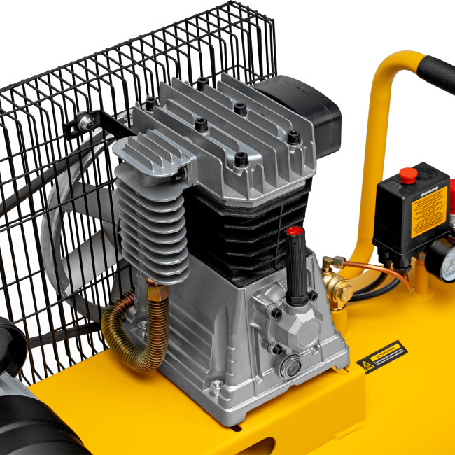 Компрессор воздушный BCI2300/100, ременный привод, 2.3 кВт, 100 литров, 400 л/мин Denzel в Красноярске