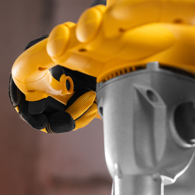 Миксер строительный EM-1-1600, 1600 Вт, 180-460/300-750 об/мин Denzel в Красноярске Миксер строительный EM-1-1600, 1600 Вт, 180-460/300-750 об/мин Denzel в Красноярске