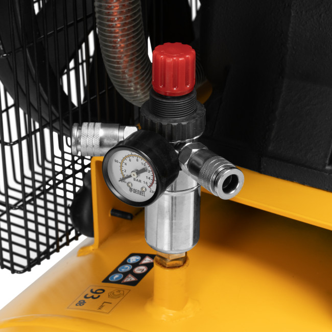 Компрессор воздушный рем. привод BCV 4000-T/200, 4,0 кВт, 200 литров, 690 л/мин Denzel в Красноярске Компрессор воздушный рем. привод BCV 4000-T/200, 4,0 кВт, 200 литров, 690 л/мин Denzel в Красноярске