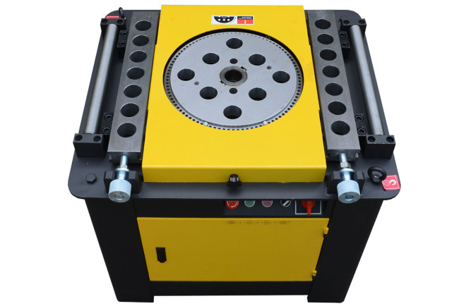 Станок для гибки арматуры ТСС GW 52R автоматический в Красноярске Станок для гибки арматуры ТСС GW 52R автоматический в Красноярске