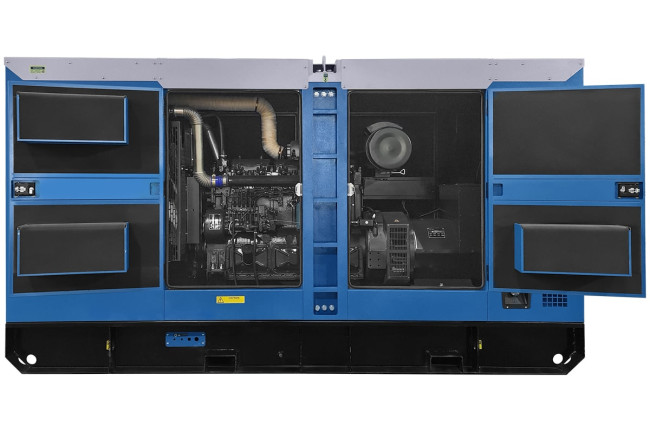 Дизельный генератор ТСС ЭД-200-Т400  в шумозащитном кожухе на прицепе в Красноярске