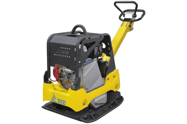 Виброплита реверсивная TSS-CP-320 (гидравлический привод, электростарт, АКБ) в Красноярске