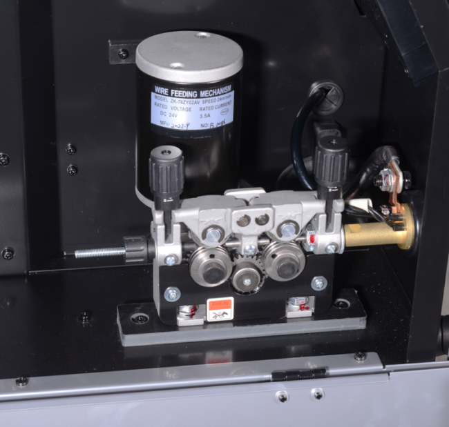 Сварочный полуавтомат Ресанта САИПА-350 ПРО (MIG/MAG) в Красноярске