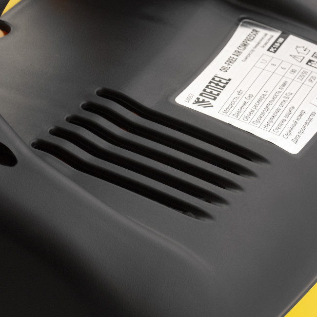 Компрессор воздушный безмасляный РС 1/6-180,1, 1 кВт, 180 л/мин, 6 л Denzel в Красноярске