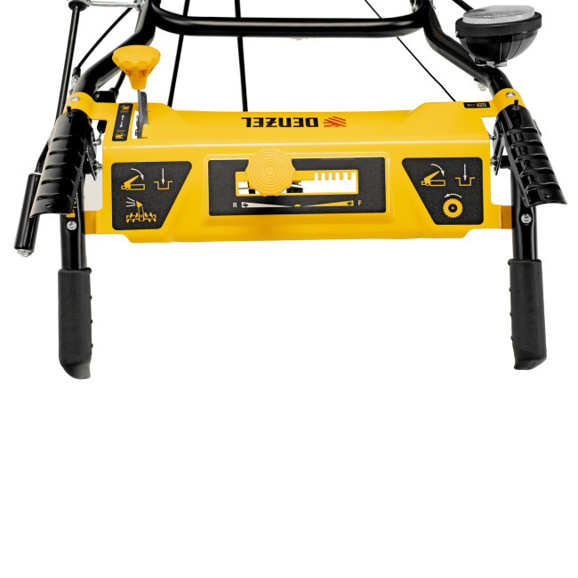 Гибридная снегоуборочная машина с функц. подметания SWB-600, 212 сс, руч. старт, 2 насадки Denzel в Красноярске Гибридная снегоуборочная машина с функц. подметания SWB-600, 212 сс, руч. старт, 2 насадки Denzel в Красноярске