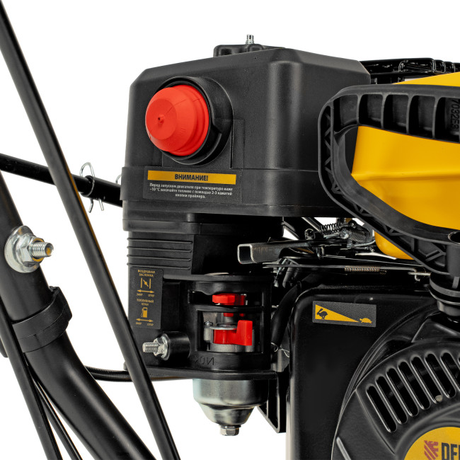 Гибридная снегоуборочная машина с функц. подметания SWB-600, 212 сс, руч. старт, 2 насадки Denzel в Красноярске Гибридная снегоуборочная машина с функц. подметания SWB-600, 212 сс, руч. старт, 2 насадки Denzel в Красноярске