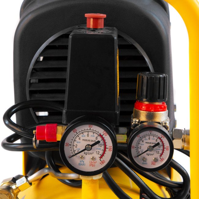 Компрессор воздушный DLC1300/24 безмасляный 1.3 кВт, 24 литра, 206 л/мин Denzel в Красноярске