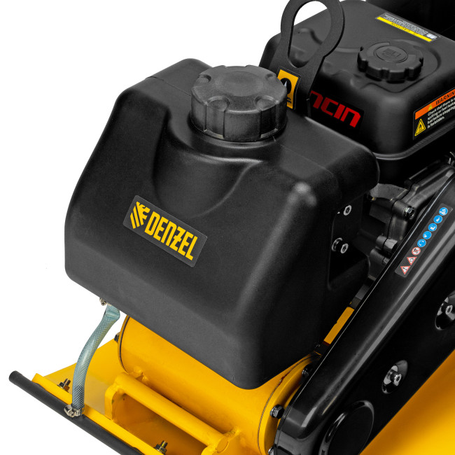 Виброплита бензиновая VC-30W, 30 кН, 60*45 см, 196 см3, бак для воды Denzel в Красноярске