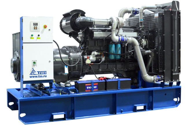 Дизельный генератор ТСС ЭД-250-Т400 в погодозащитном кожухе на прицепе в Красноярске
