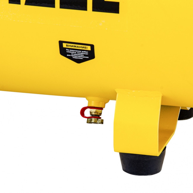 Компрессор воздушный прямой привод DC1700/50, 1.7 кВт, 50 литров, 260 л/мин Denzel в Красноярске