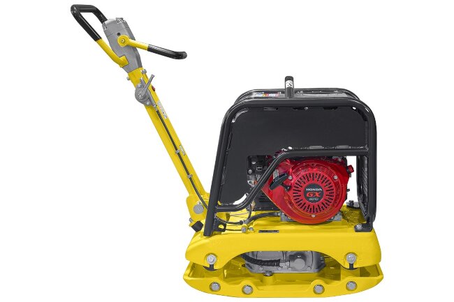 Виброплита реверсивная TSS-CP-240 (гидравлический привод) в Красноярске Виброплита реверсивная TSS-CP-240 (гидравлический привод) в Красноярске