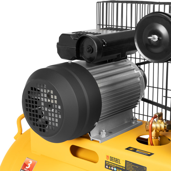 Компрессор воздушный BCV2200/100, ременный привод, 2.2 кВт, 100 литров, 370 л/мин Denzel в Красноярске
