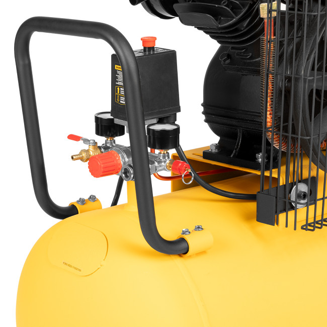 Компрессор воздушный BCV2200/100, ременный привод, 2.2 кВт, 100 литров, 370 л/мин Denzel в Красноярске