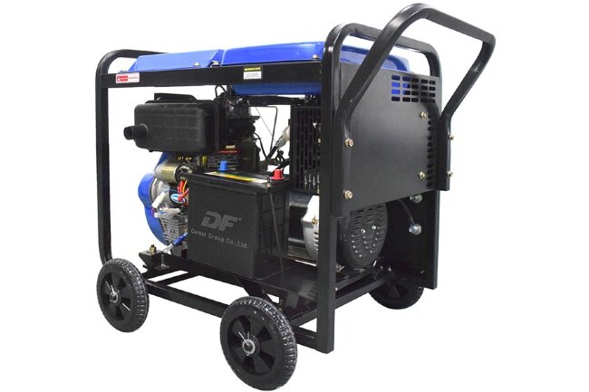 Инверторный дизельный сварочный генератор TSS DGW 6.0/200ED-R3 в Красноярске Инверторный дизельный сварочный генератор TSS DGW 6.0/200ED-R3 в Красноярске