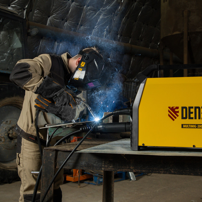Аппарат инвертор. полуавтомат. сварки MultiMIG-200DP Synergy Double Pulse, 200 А, ПВ 80% Denzel в Красноярске Аппарат инвертор. полуавтомат. сварки MultiMIG-200DP Synergy Double Pulse, 200 А, ПВ 80% Denzel в Красноярске