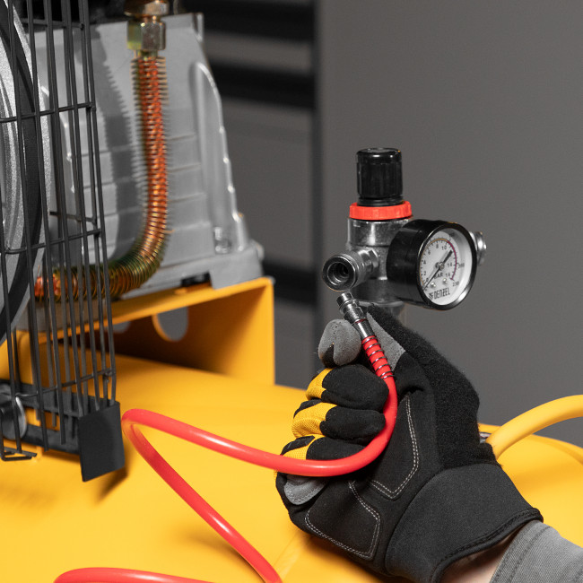 Компрессор воздушный BCI3000-T/200, ременный привод , 3.0 кВт, 200 литров, 530 л/мин Denzel в Красноярске