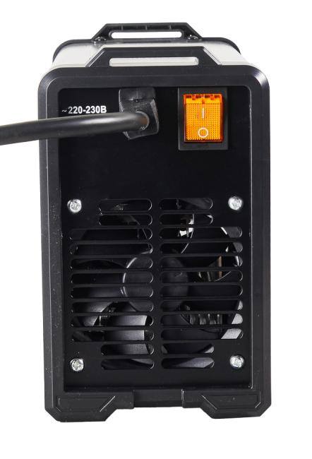 Сварочный аппарат инверторный Ресанта САИ-220Д в Красноярске Сварочный аппарат инверторный Ресанта САИ-220Д в Красноярске