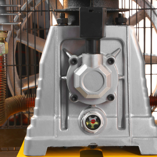 Компрессор воздушный, ременный привод BCI5500-T/270, 5.5 кВт, 270 литров, 850 л/мин Denzel в Красноярске