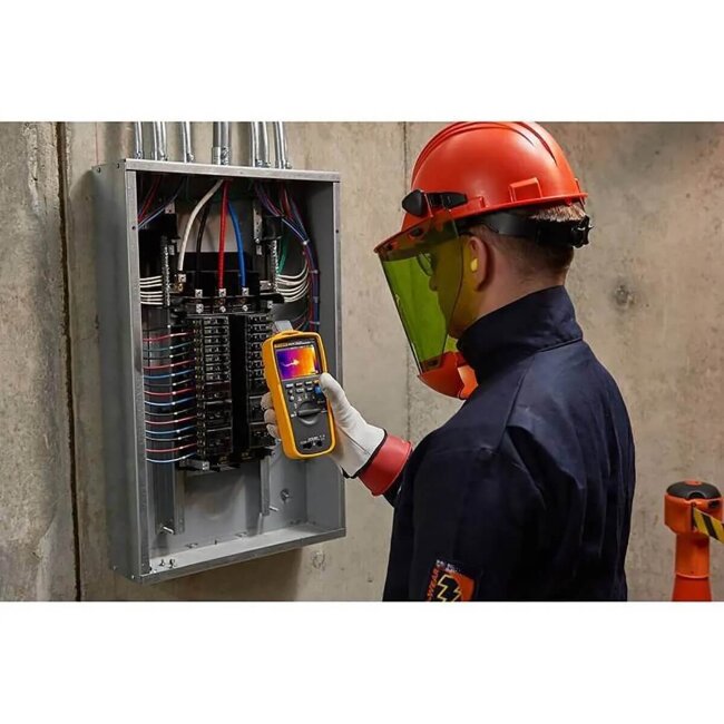 Мультиметр-тепловизор Fluke 279 FC/iFlex в Красноярске Мультиметр-тепловизор Fluke 279 FC/iFlex в Красноярске