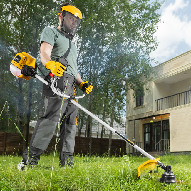 Триммер бензиновый DTL-33, 33 см3, неразъемная штанга Denzel в Красноярске