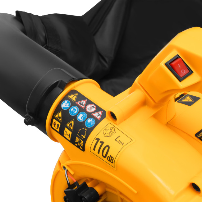 Воздуходувка-пылесос бензиновая GL-260, 26 см3, 1 л.с. Denzel в Красноярске Воздуходувка-пылесос бензиновая GL-260, 26 см3, 1 л.с. Denzel в Красноярске