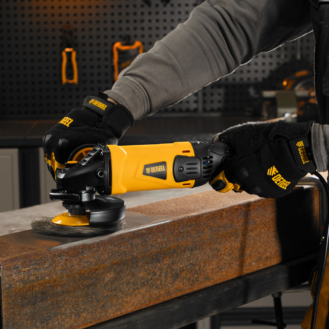 Машина шлифовальная угловая AG125-1100A, 1100 Вт, 125 мм, 3000-11000 об/мин Denzel в Красноярске Машина шлифовальная угловая AG125-1100A, 1100 Вт, 125 мм, 3000-11000 об/мин Denzel в Красноярске