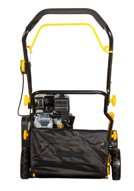 Бензиновый скарификатор-аэратор Huter GSA-7,0 в Красноярске Бензиновый скарификатор-аэратор Huter GSA-7,0 в Красноярске