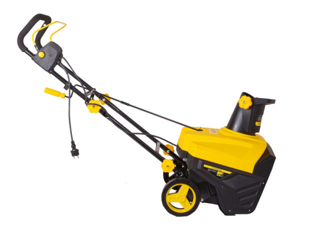 Снегоуборщик электрический Huter SGC 2500EL в Красноярске