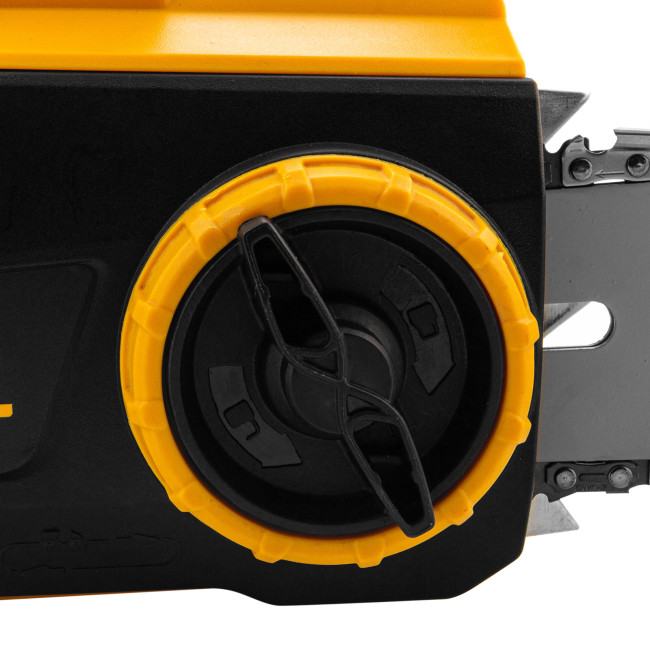 Пила цепная электрическая EDS-1800P, 1.8 кВт,поперечная, шина 40 см, шаг 3/8, паз 1.3 мм, 57 звеньев Denzel в Красноярске Пила цепная электрическая EDS-1800P, 1.8 кВт,поперечная, шина 40 см, шаг 3/8, паз 1.3 мм, 57 звеньев Denzel в Красноярске