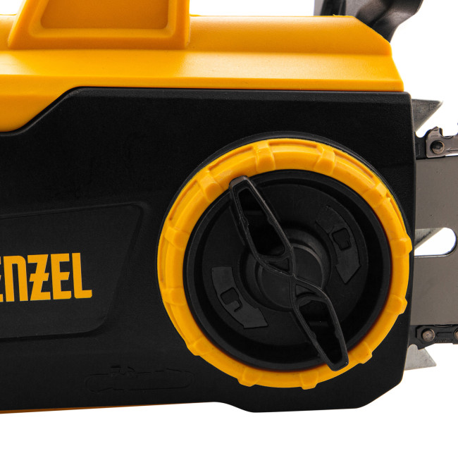 Пила цепная электрическая EDS-2000P, 2 кВт,поперечная, шина 40 см, шаг 3/8, паз 1.3 мм, 57 звеньев Denzel в Красноярске Пила цепная электрическая EDS-2000P, 2 кВт,поперечная, шина 40 см, шаг 3/8, паз 1.3 мм, 57 звеньев Denzel в Красноярске