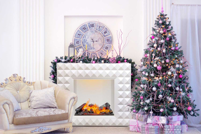 Каминокомплект Diamond - Бьянко белый с очагом Cassette 600 NH в Красноярске Каминокомплект Diamond - Бьянко белый с очагом Cassette 600 NH в Красноярске