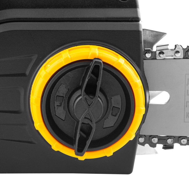 Пила цепная электрическая EDS-2200, 2.2 кВт,продольная, шина 45 см, шаг 3/8, паз 1.3 мм, 62 звена Denzel в Красноярске Пила цепная электрическая EDS-2200, 2.2 кВт,продольная, шина 45 см, шаг 3/8, паз 1.3 мм, 62 звена Denzel в Красноярске