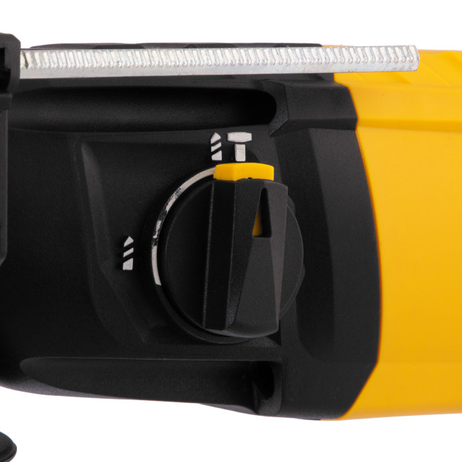 Перфоратор электрический RHH-600-22, SDS-plus, 600 Вт, 2,5 Дж, 2 реж. Denzel в Красноярске