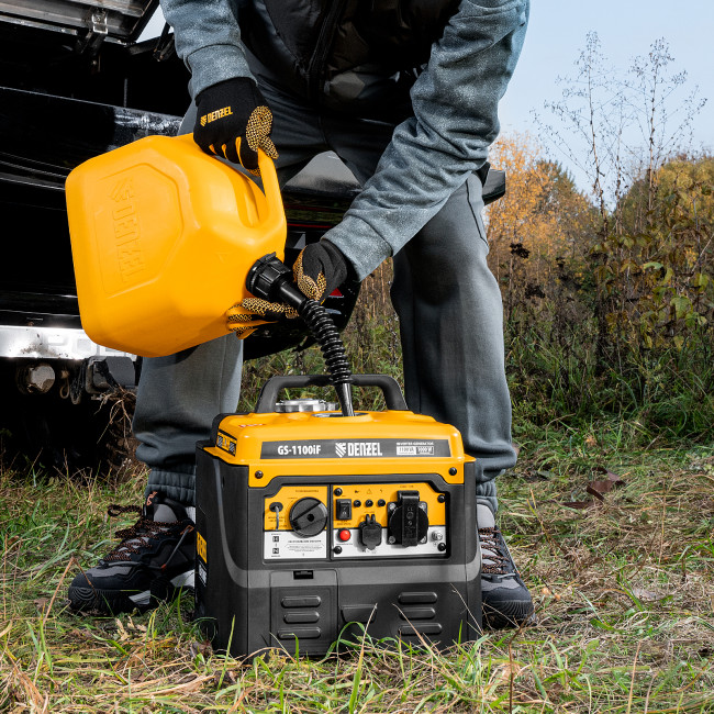 Генератор инверторный GS-1100iF, 1,1 кВт, 230 В, ручной старт DENZEL в Красноярске Генератор инверторный GS-1100iF, 1,1 кВт, 230 В, ручной старт DENZEL в Красноярске